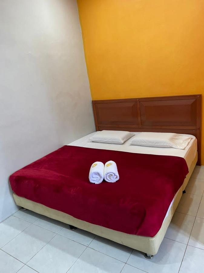 Samudera Hotel Kampung Kuala Besut Exterior foto