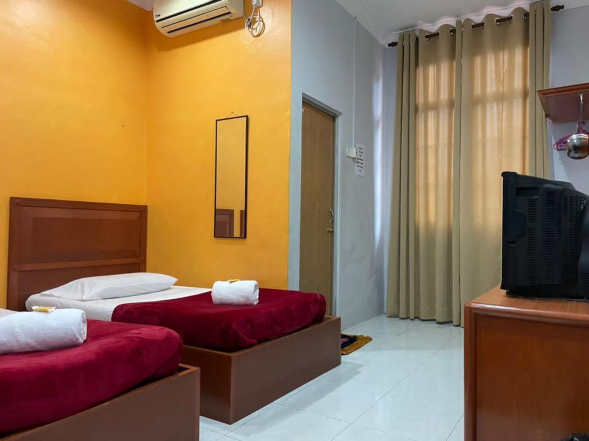 Samudera Hotel Kampung Kuala Besut Exterior foto